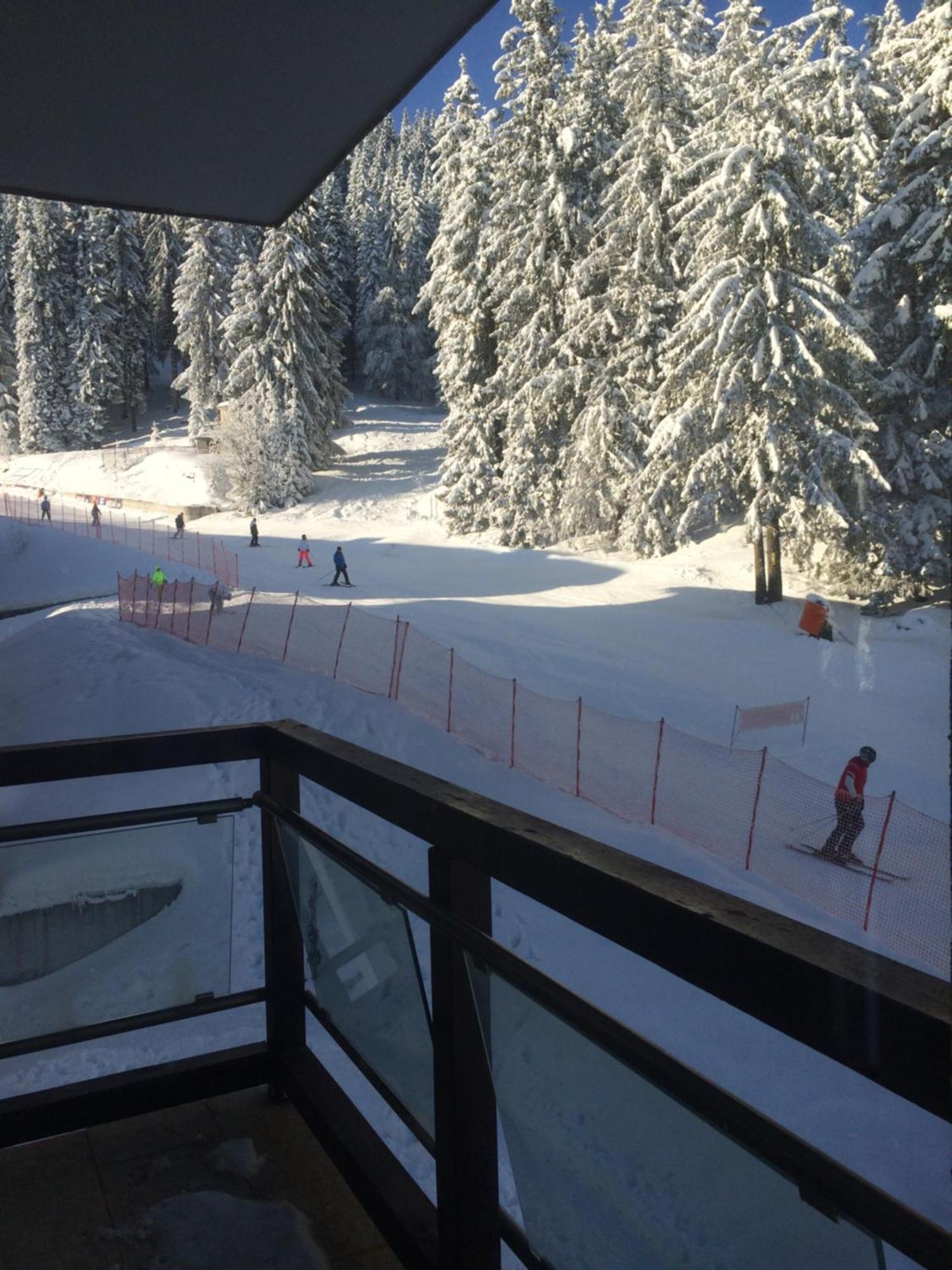 Stenata Huge Ski To Door Apartment Pamporovo Exterior photo